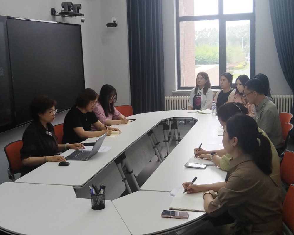 教师教学发展中心教工党支部书记王医术讲授树立和践行正确政绩观学习教育专题党课